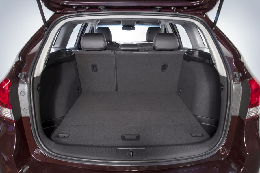  Chevrolet Cruze Station Wagon 2012 года  (фото 16 из 157)
